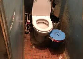 14358