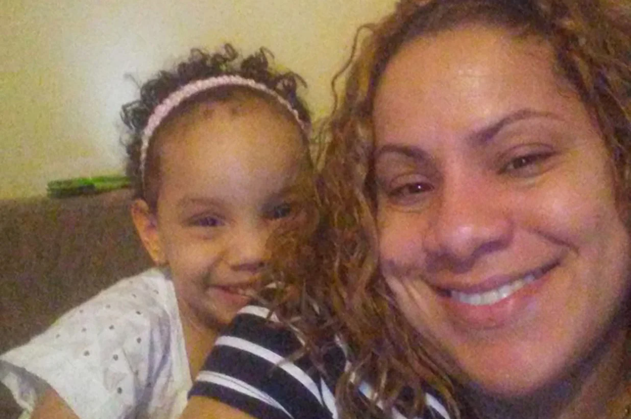 190923-bronx-subway-mom.webp